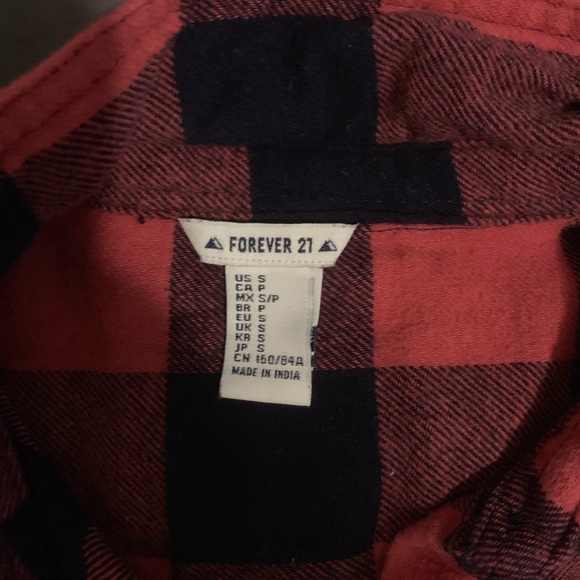 Women’s Forever 21 Flannel button down size small - Picture 2 of 2